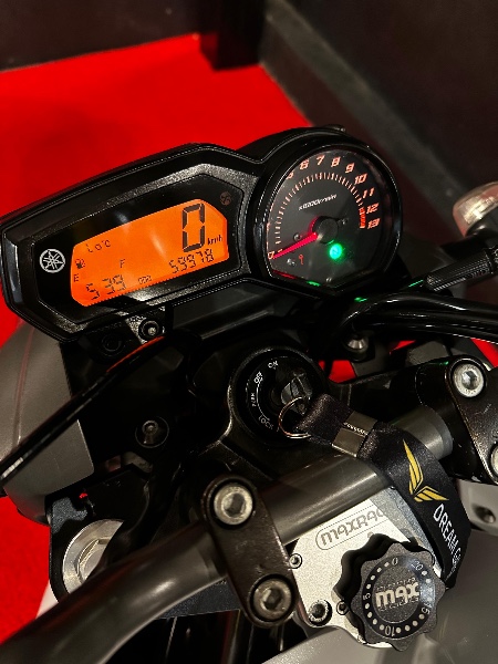 YAMAHA XJ6 N /2012 EXCLUSIVO VEÍCULOS SANTA CRUZ DO SUL / Carros no Vale