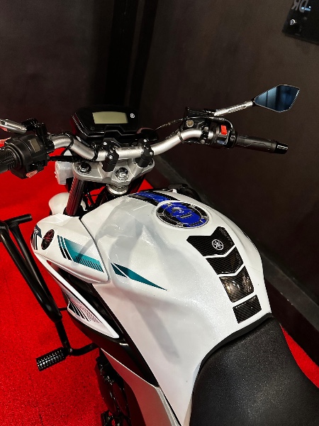 YAMAHA FAZER 250IE LIMITED EDITION /2016 EXCLUSIVO VEÍCULOS SANTA CRUZ DO SUL / Carros no Vale