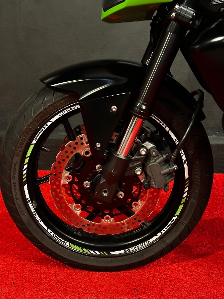 KAWASAKI Z 750 /2011 EXCLUSIVO VEÍCULOS SANTA CRUZ DO SUL / Carros no Vale