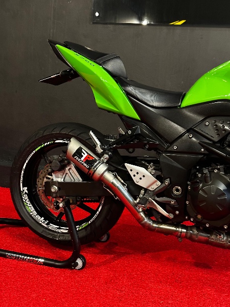 KAWASAKI Z 750 /2011 EXCLUSIVO VEÍCULOS SANTA CRUZ DO SUL / Carros no Vale