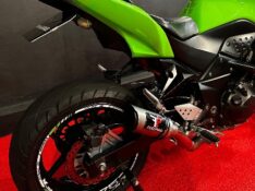 KAWASAKI Z 750 /2011 EXCLUSIVO VEÍCULOS SANTA CRUZ DO SUL / Carros no Vale