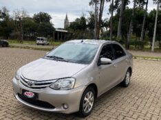 TOYOTA ETIOS 1.5 XLS 2017 2016/2017 NEURI VEÍCULOS LAJEADO / Carros no Vale