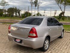 TOYOTA ETIOS 1.5 XLS 2017 2016/2017 NEURI VEÍCULOS LAJEADO / Carros no Vale