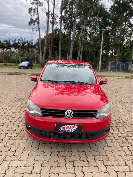 VOLKSWAGEN FOX 1.6 MI I-MOTION 8V 2011 /2011 NEURI VEÍCULOS LAJEADO / Carros no Vale