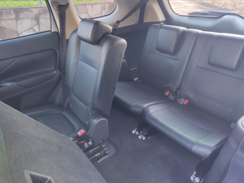 MITSUBISHI OUTLANDER 2.2 DIESEL 2018 - 2016