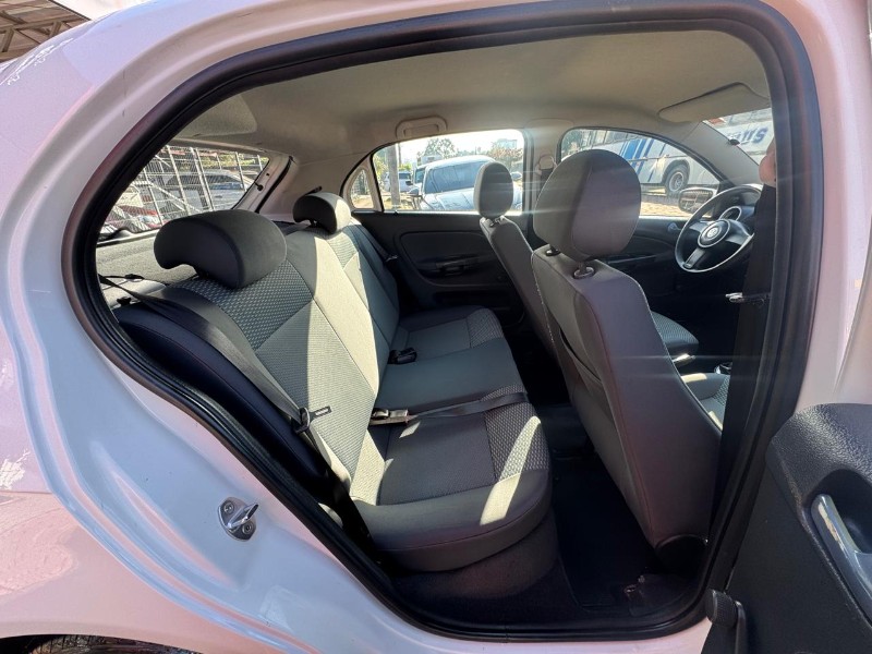 VOLKSWAGEN GOL 1.6 MI 8V TOTAL FLEX 2011/2012 AR MULTIMARCAS VENÂNCIO AIRES / Carros no Vale