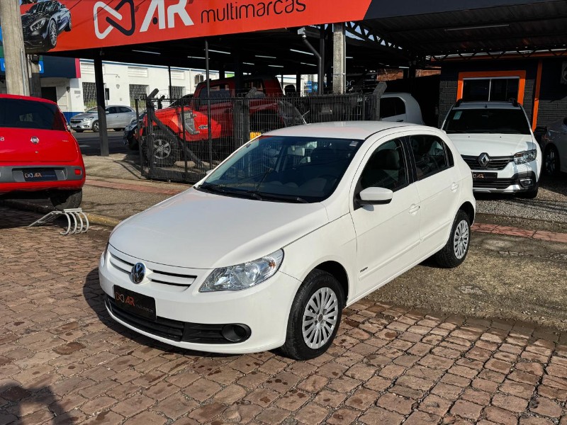 VOLKSWAGEN GOL 1.6 MI 8V TOTAL FLEX 2011/2012 AR MULTIMARCAS VENÂNCIO AIRES / Carros no Vale