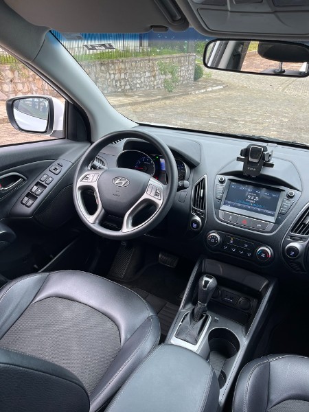 HYUNDAI IX35 GL 2.0 16V 2WD FLEX AUT 2020/2021 BOSCO AUTOMÓVEIS GUAPORÉ / Carros no Vale