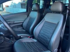 VOLKSWAGEN SAVEIRO 1.6 EXTREME CD 2024/2024 SÉTIMA VEÍCULOS GUAPORÉ / Carros no Vale