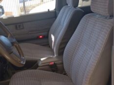 TOYOTA SW4 4X4 1994/1994 LAVENDA VEÍCULOS ARROIO DO MEIO / Carros no Vale