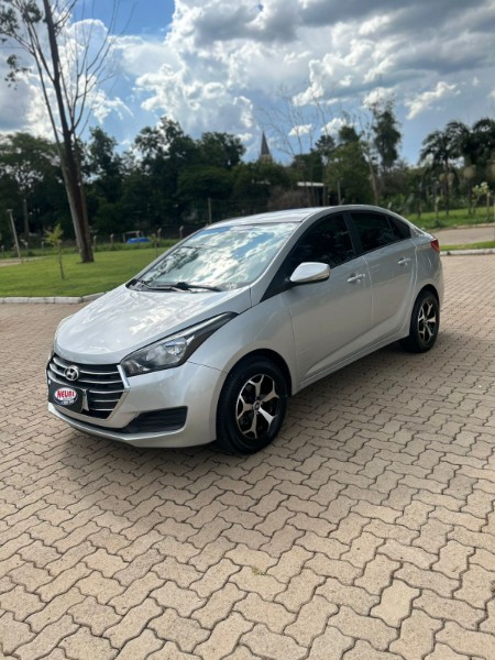 HYUNDAI HB20 1.6 PREMIUM 16V FLEX 4P AUTOMÁTICO 2016/2017 NEURI VEÍCULOS LAJEADO / Carros no Vale