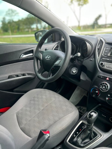 HYUNDAI HB20 1.6 PREMIUM 16V FLEX 4P AUTOMÁTICO 2016/2017 NEURI VEÍCULOS LAJEADO / Carros no Vale