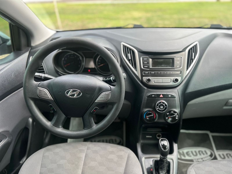 HYUNDAI HB20 1.6 PREMIUM 16V FLEX 4P AUTOMÁTICO 2016/2017 NEURI VEÍCULOS LAJEADO / Carros no Vale