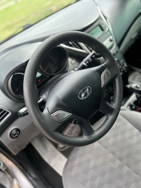 HYUNDAI HB20 1.6 PREMIUM 16V FLEX 4P AUTOMÁTICO 2016/2017 NEURI VEÍCULOS LAJEADO / Carros no Vale