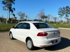 VOLKSWAGEN VOYAGE 1.0 12V MPI TOTALFLEX /2014 NEURI VEÍCULOS LAJEADO / Carros no Vale