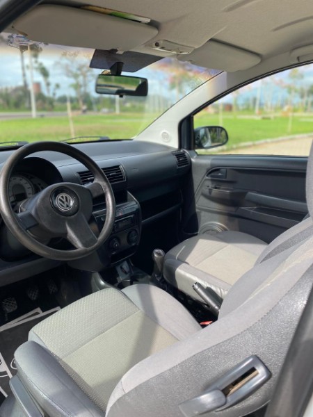 VOLKSWAGEN VOYAGE 1.0 12V MPI TOTALFLEX /2014 NEURI VEÍCULOS LAJEADO / Carros no Vale