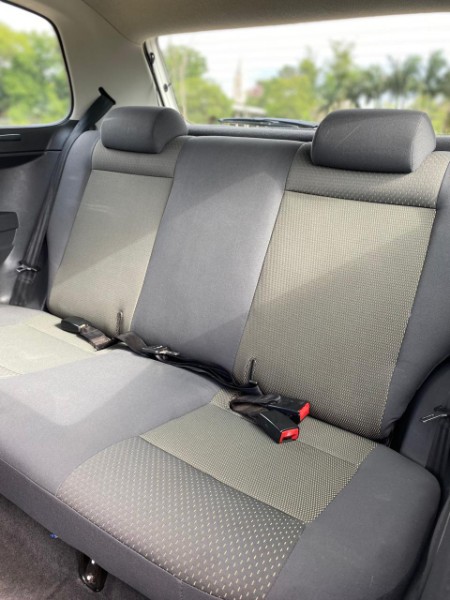 VOLKSWAGEN VOYAGE 1.0 12V MPI TOTALFLEX /2014 NEURI VEÍCULOS LAJEADO / Carros no Vale