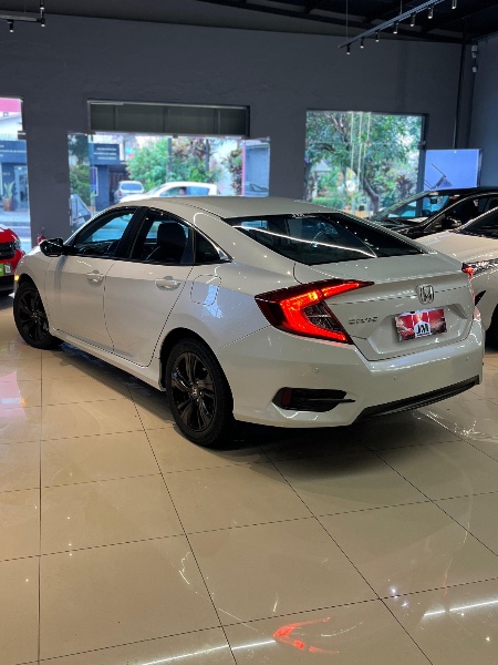 HONDA CIVIC 2.0 EXL 2017/2017 JM AUTOMÓVEIS VENÂNCIO AIRES / Carros no Vale