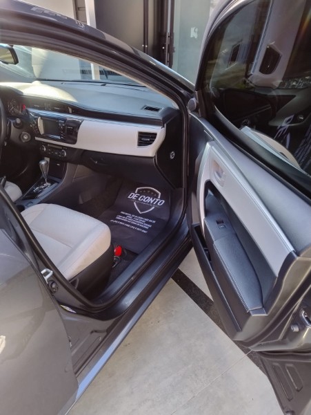 TOYOTA COROLLA 2.0 XEI 16V 2015/2016 DE CONTO AUTOMÓVEIS SARANDI / Carros no Vale