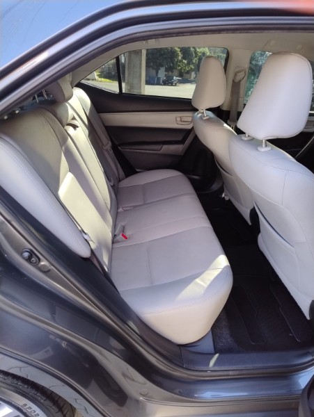 TOYOTA COROLLA 2.0 XEI 16V 2015/2016 DE CONTO AUTOMÓVEIS SARANDI / Carros no Vale