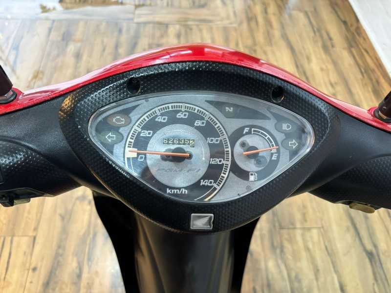 HONDA BIZ 125 ES - 2010