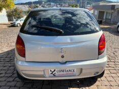 CHEVROLET CELTA 1.0 MPFI VHC 8V 2003/2004 COMPLETO VEÍCULOS GUAPORÉ / Carros no Vale