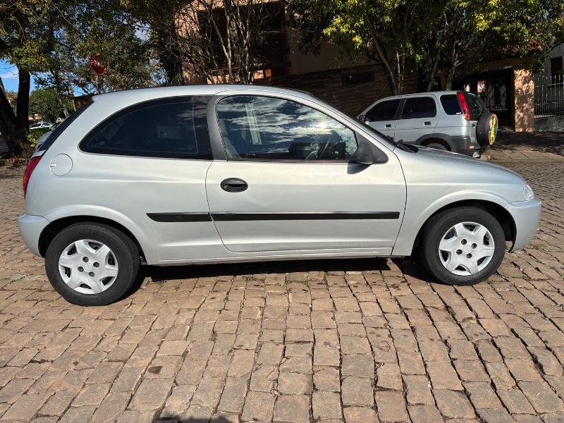 CHEVROLET CELTA 1.0 MPFI VHC 8V 2003/2004 COMPLETO VEÍCULOS GUAPORÉ / Carros no Vale