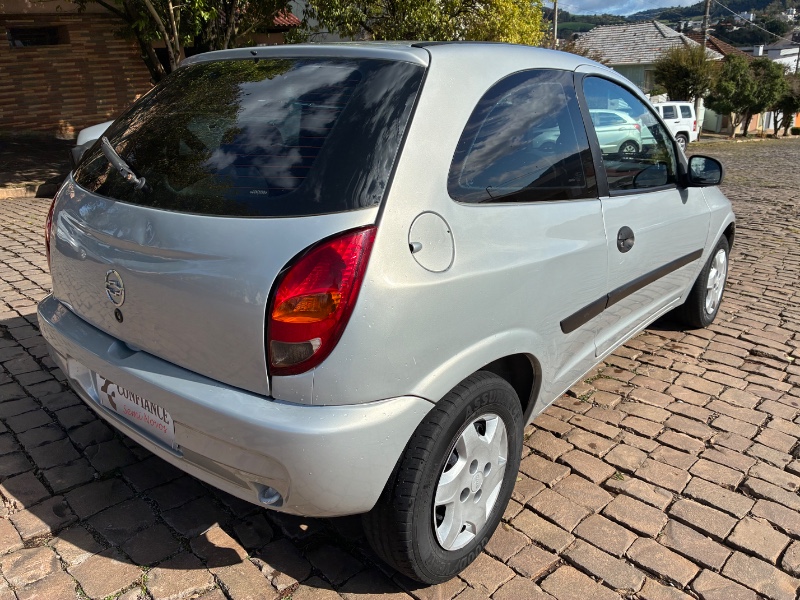CHEVROLET CELTA 1.0 MPFI VHC 8V 2003/2004 COMPLETO VEÍCULOS GUAPORÉ / Carros no Vale