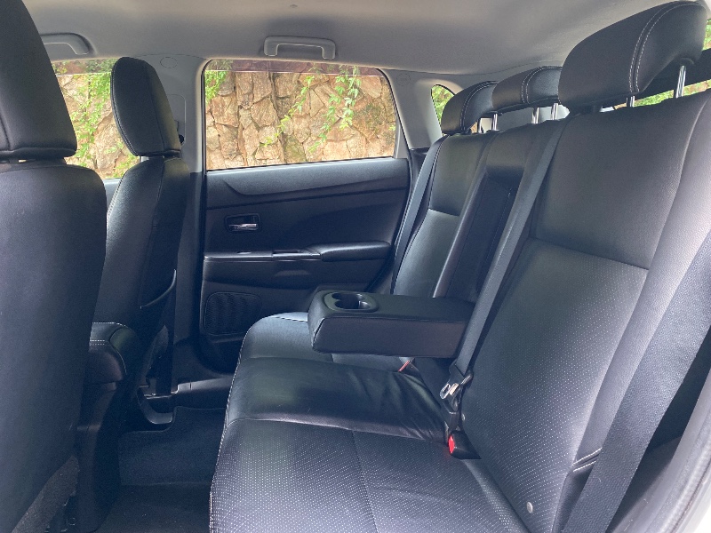 MITSUBISHI ASX AWD 2.0 16V 4X4 CVT 2015 2014/2015 ESTAÇÃO DO CARRO ESTRELA / Carros no Vale