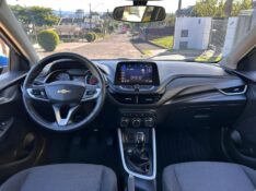 CHEVROLET ONIX PLUS 1.0 FLEX LT MANUAL 2023/2023 LS MULTIMARCAS VENÂNCIO AIRES / Carros no Vale