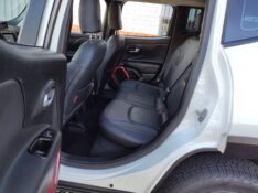 JEEP RENEGADE 2.0 16V TURBO DIESEL TRAILHAWK 4P 4X4 AUTOMÁTICO 2020/2020 ROSAUTO VEÍCULOS VENÂNCIO AIRES / Carros no Vale