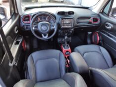 JEEP RENEGADE 2.0 16V TURBO DIESEL TRAILHAWK 4P 4X4 AUTOMÁTICO 2020/2020 ROSAUTO VEÍCULOS VENÂNCIO AIRES / Carros no Vale
