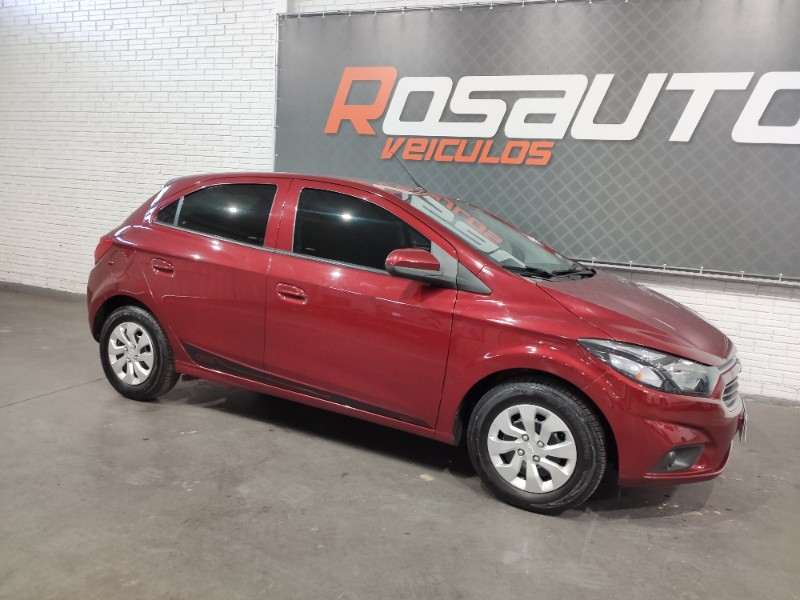 CHEVROLET ONIX LT 1.0 2018/2018 ROSAUTO VEÍCULOS VENÂNCIO AIRES / Carros no Vale
