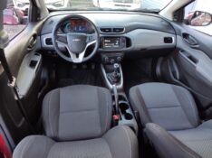 CHEVROLET ONIX LT 1.0 2018/2018 ROSAUTO VEÍCULOS VENÂNCIO AIRES / Carros no Vale