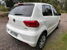 VOLKSWAGEN FOX 1.0 2015/2015 MENEGHINI VEÍCULOS ARROIO DO MEIO / Carros no Vale
