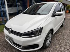 VOLKSWAGEN FOX 1.0 2015/2015 MENEGHINI VEÍCULOS ARROIO DO MEIO / Carros no Vale