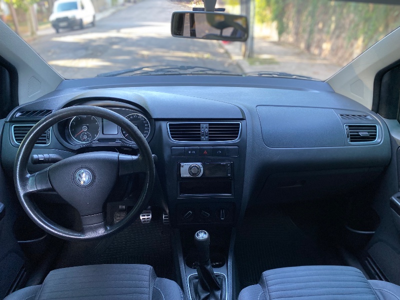VOLKSWAGEN CROSSFOX G2 1.6 2010/2011 ESTAÇÃO DO CARRO ESTRELA / Carros no Vale