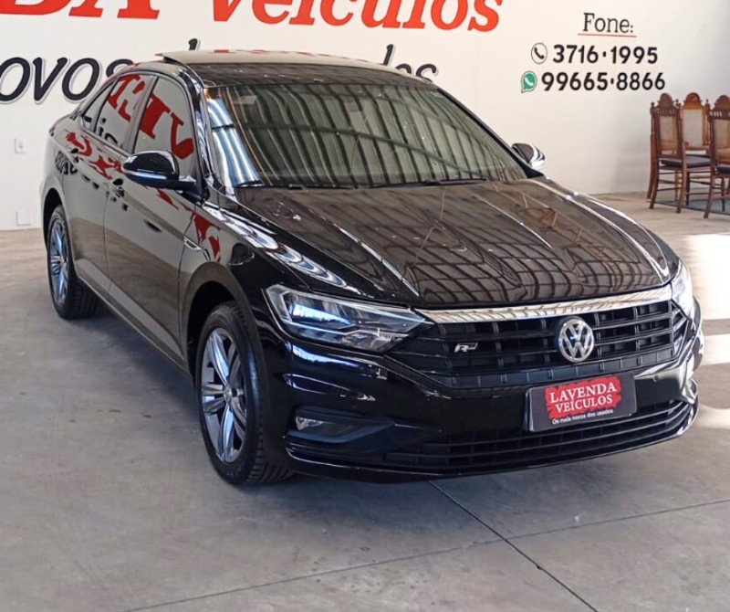 VOLKSWAGEN JETTA 1.4 R-LINE 250 16V TSI 2018/2019 LAVENDA VEÍCULOS ARROIO DO MEIO / Carros no Vale