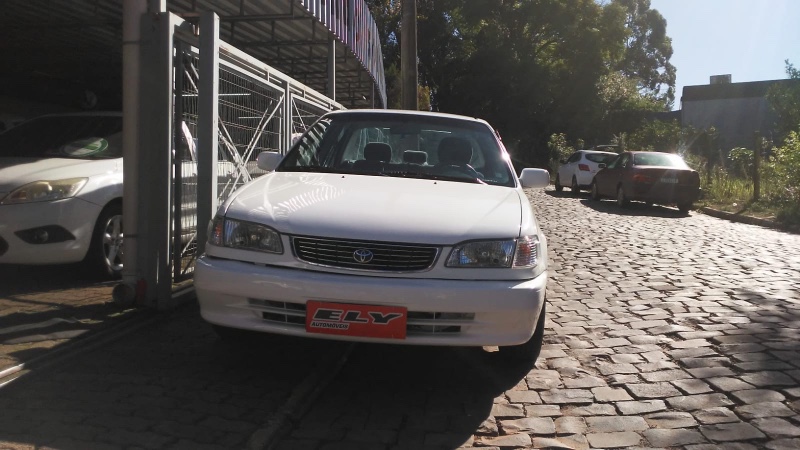 TOYOTA COROLLA 1.8 XEI 8V - 2001