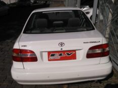 TOYOTA COROLLA 1.8 XEI 8V 2001/2001 ELY AUTOMÓVEIS LAJEADO / Carros no Vale