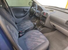 CHEVROLET CORSA SEDAN 1.8 2002/2003 ALTERNATIVA VEÍCULOS LAJEADO / Carros no Vale