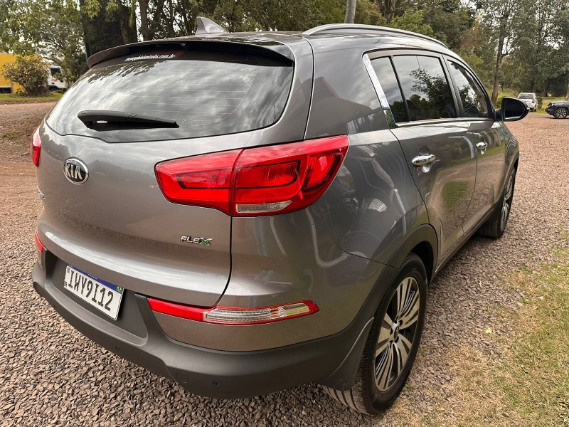 KIA SPORTAGE 2.0 2015/2016 MENEGHINI VEÍCULOS ARROIO DO MEIO / Carros no Vale