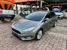FORD FOCUS SE 2.0 FLEX 4P AUT 2015/2016 AR MULTIMARCAS VENÂNCIO AIRES / Carros no Vale