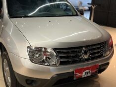 RENAULT DUSTER 1.6 4X2 16V 2013/2013 JM AUTOMÓVEIS VENÂNCIO AIRES / Carros no Vale