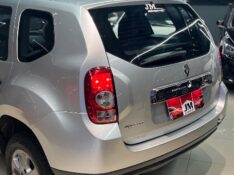 RENAULT DUSTER 1.6 4X2 16V 2013/2013 JM AUTOMÓVEIS VENÂNCIO AIRES / Carros no Vale
