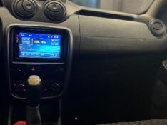 RENAULT DUSTER 1.6 4X2 16V 2013/2013 JM AUTOMÓVEIS VENÂNCIO AIRES / Carros no Vale