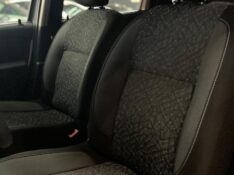 RENAULT DUSTER 1.6 4X2 16V 2013/2013 JM AUTOMÓVEIS VENÂNCIO AIRES / Carros no Vale