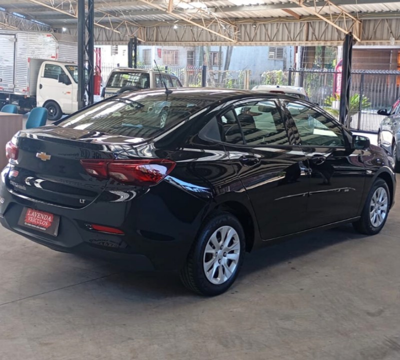 CHEVROLET ONIX 1.0 SEDAN PLUS LT 12V 2020/2020 LAVENDA VEÍCULOS ARROIO DO MEIO / Carros no Vale