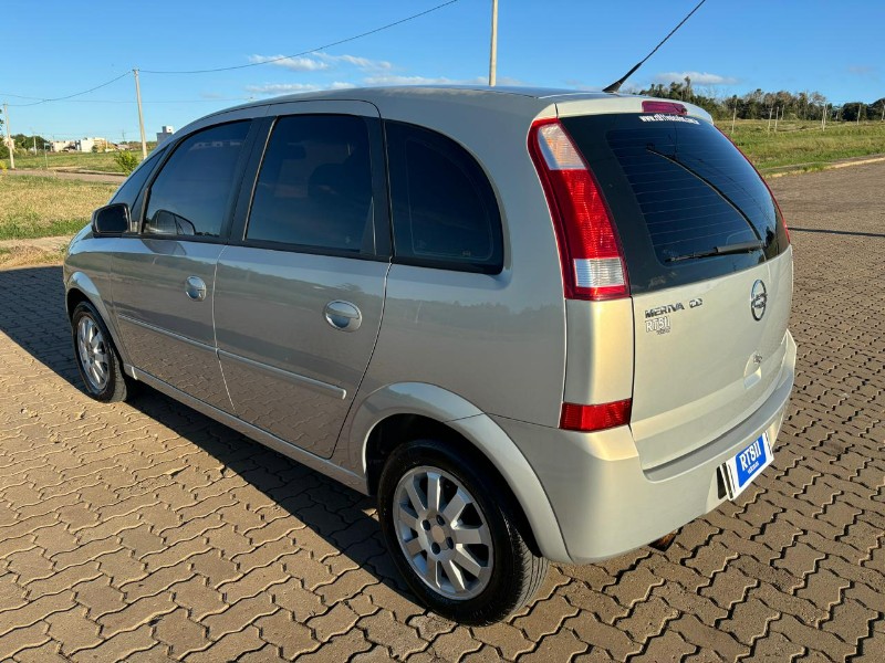 CHEVROLET MERIVA CD 1.8 /2004 RT 811 VEÍCULOS ARROIO DO MEIO / Carros no Vale