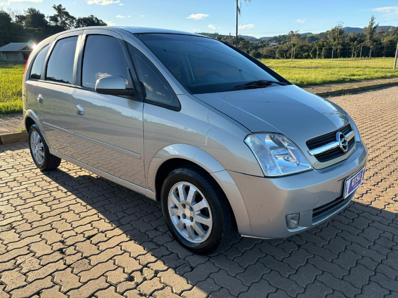 CHEVROLET MERIVA CD 1.8 /2004 RT 811 VEÍCULOS ARROIO DO MEIO / Carros no Vale
